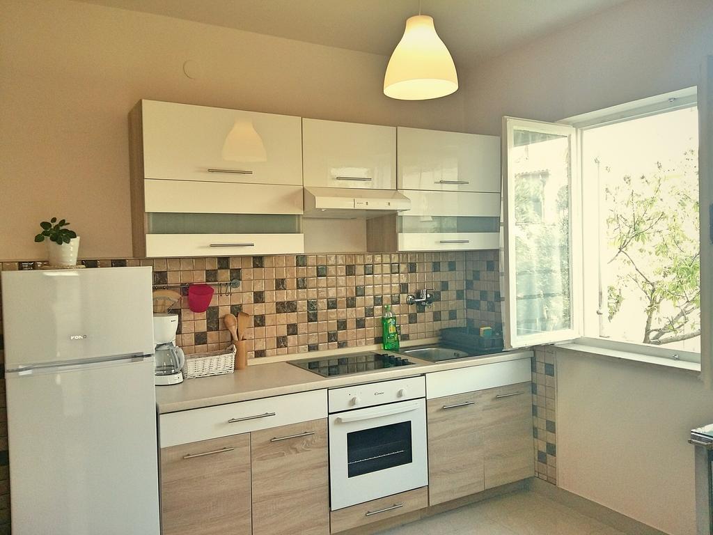 Jimmy Apartments พูลา ภายนอก รูปภาพ